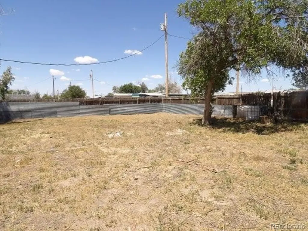 492 3rd Avenue Deer Trail CO 80105