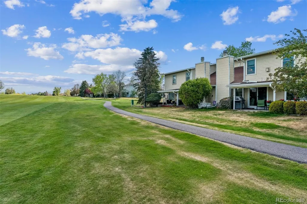 2446 S Vaughn Way Aurora CO 80014