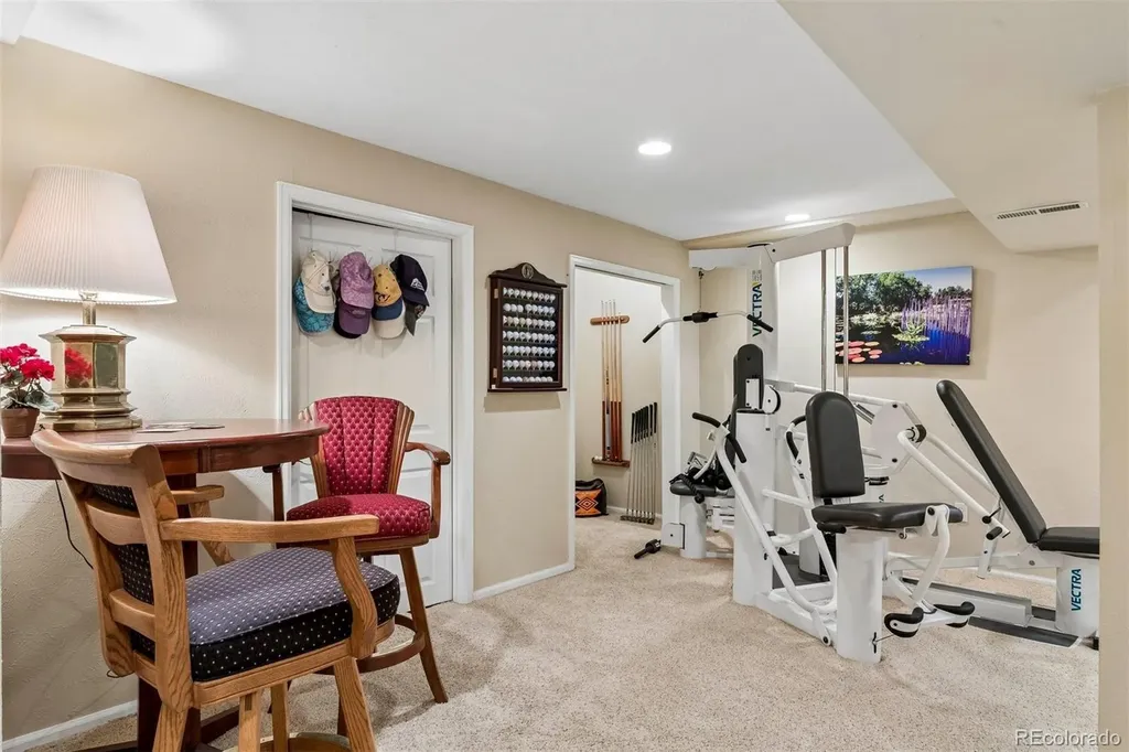 2446 S Vaughn Way Aurora CO 80014