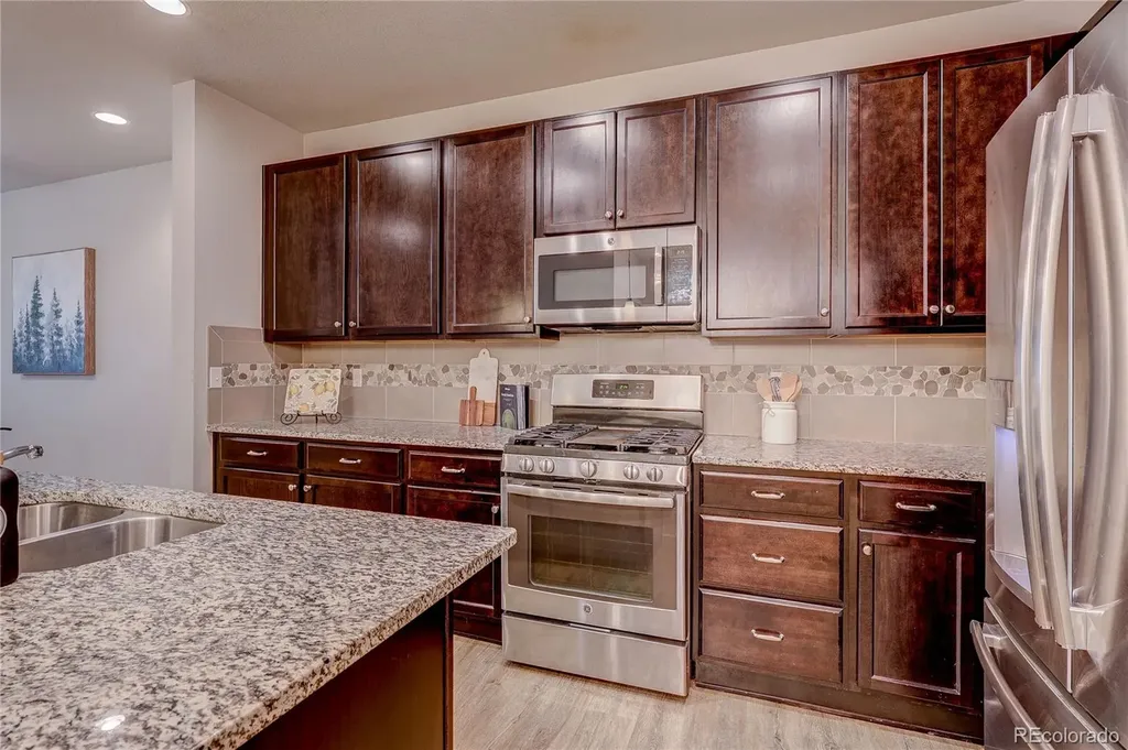 560 E Dry Creek Place Littleton CO 80122