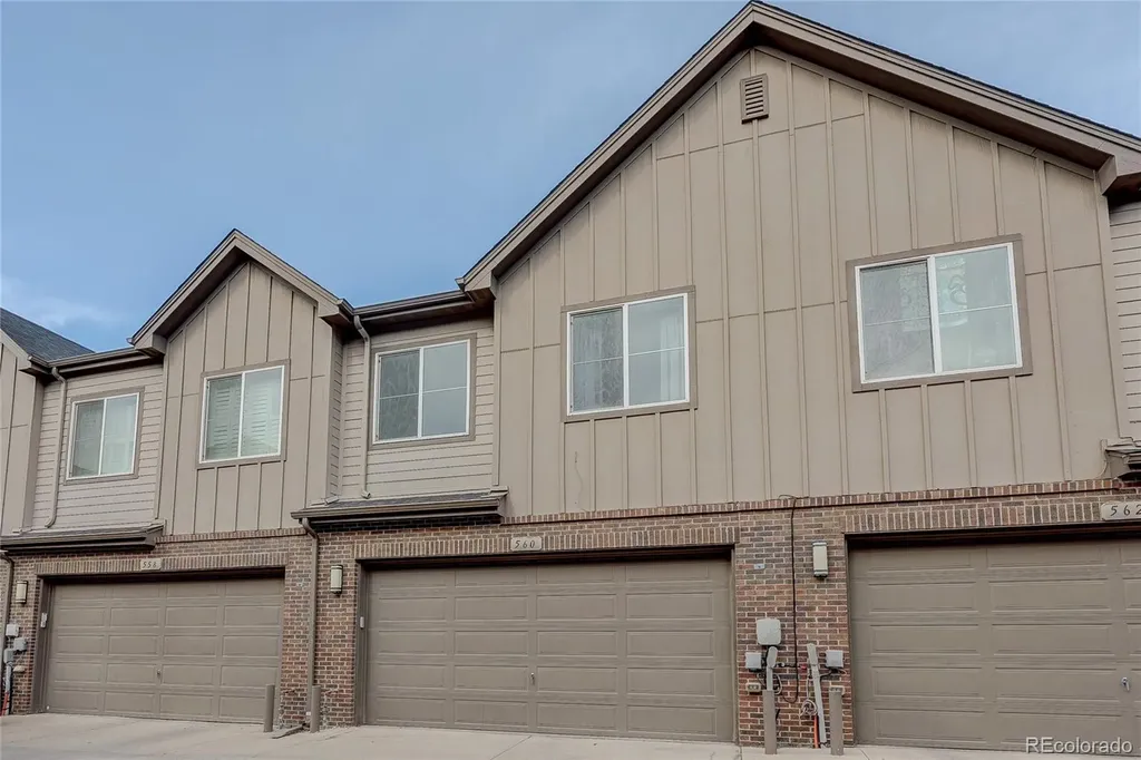 560 E Dry Creek Place Littleton CO 80122