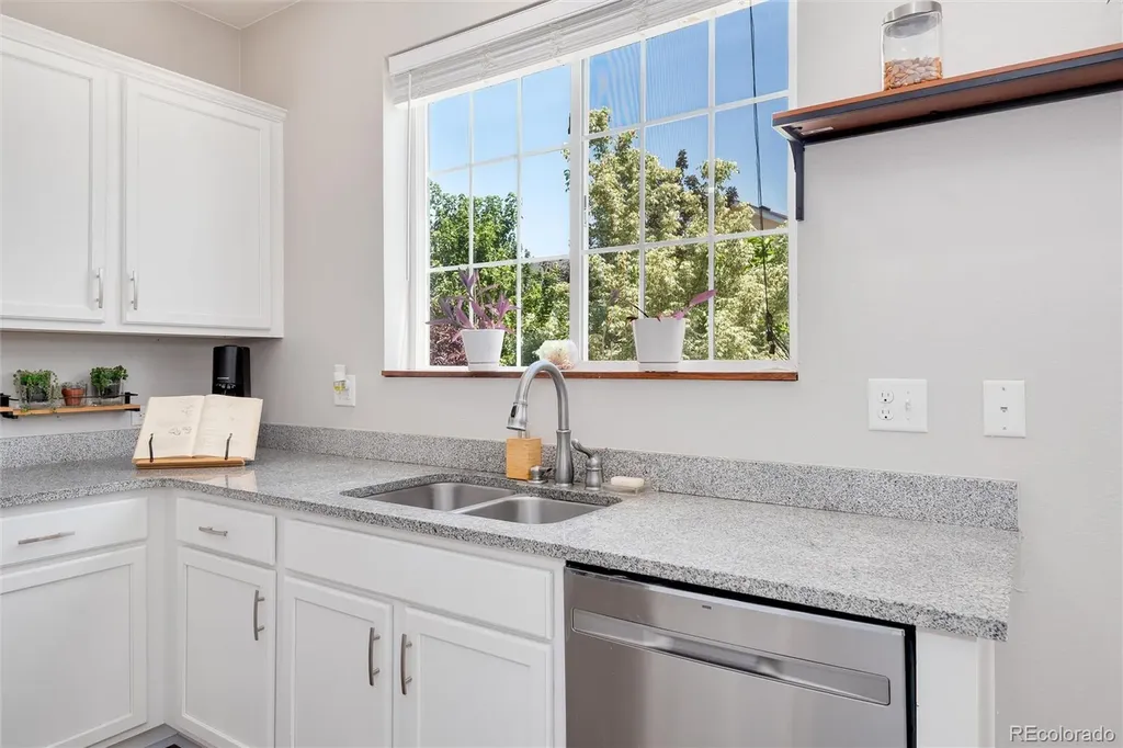 6156 S Harvest Court Aurora CO 80016