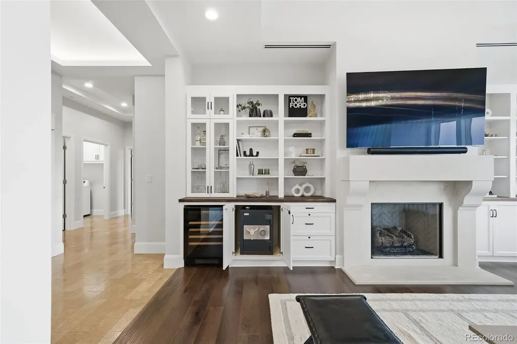 5455 Landmark Place Greenwood Village CO 80111