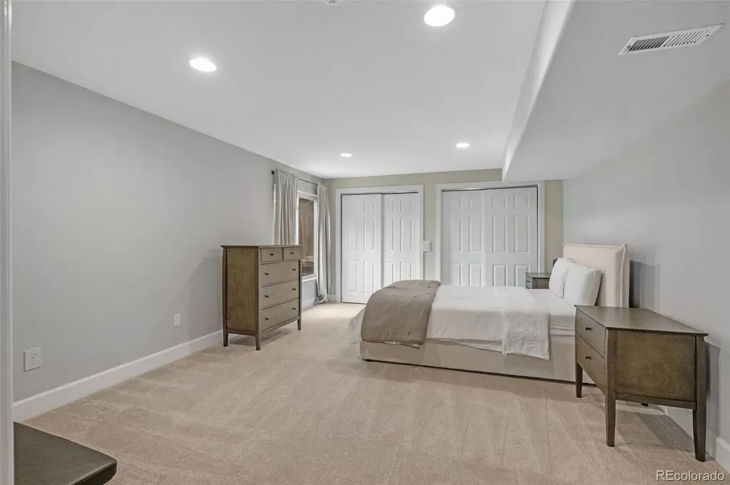 9272 S Crestmore Way Highlands Ranch CO 80126