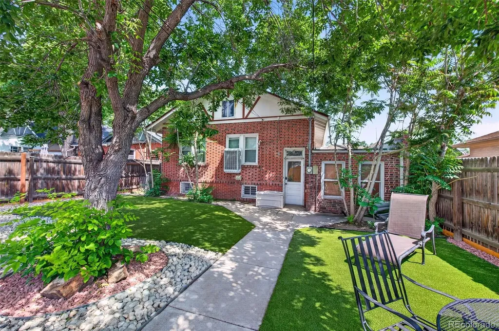 3042 W 38th Avenue Denver CO 80211