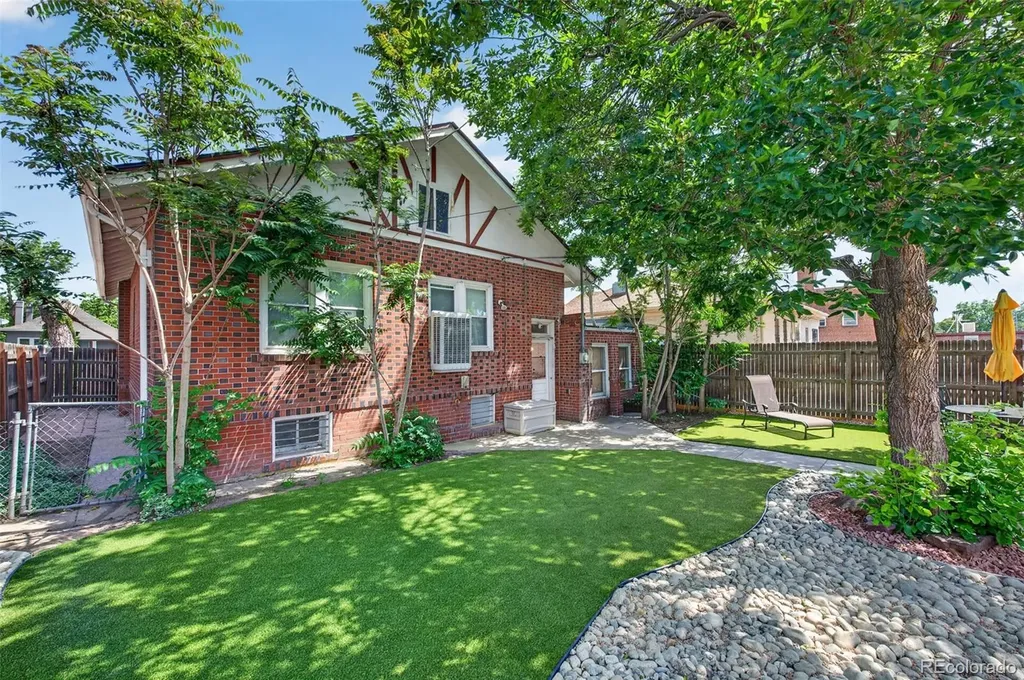 3042 W 38th Avenue Denver CO 80211