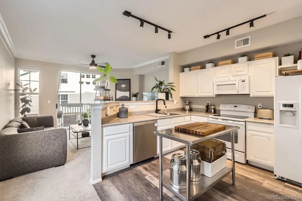 1630 Egret Way Superior CO 80027