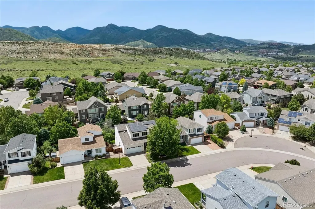8183 Eagleview Drive Littleton CO 80125