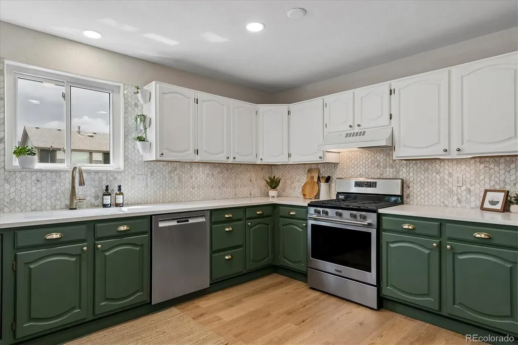 8183 Eagleview Drive Littleton CO 80125