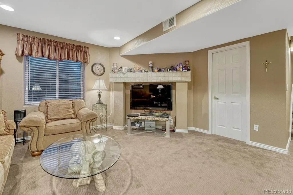2580 Timberchase Pointe Highlands Ranch CO 80126