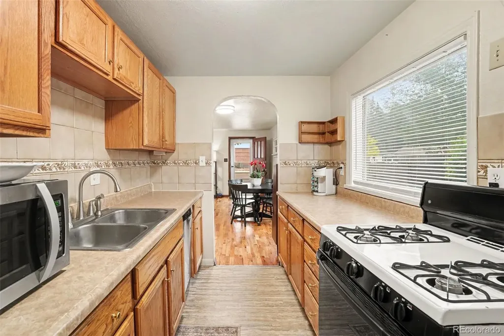 105 Via San Miguel Manitou Springs CO 80829