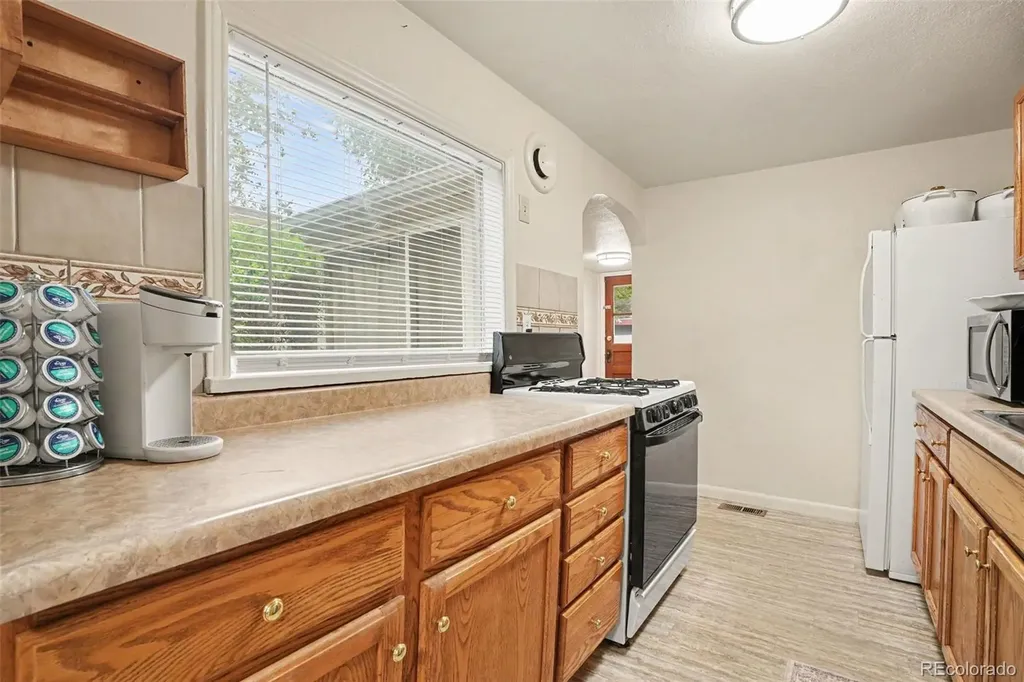105 Via San Miguel Manitou Springs CO 80829