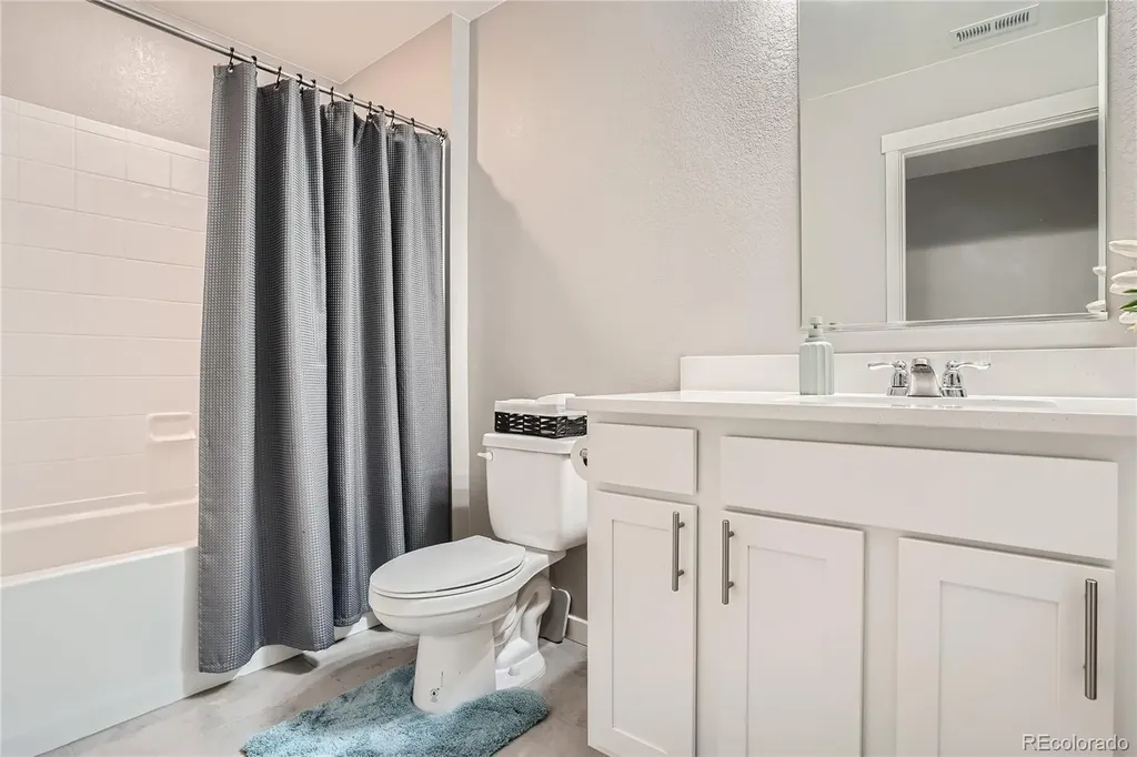274 N 45th Avenue Brighton CO 80601