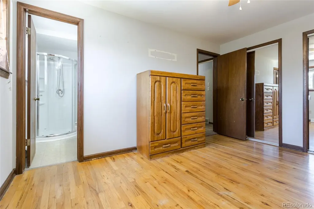 425 S Uvalda Circle Aurora CO 80012
