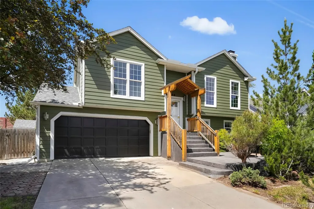 768 Barberry Circle Lafayette CO 80026
