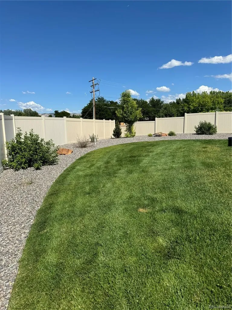 3407 Woodbridge Place Montrose CO 81401