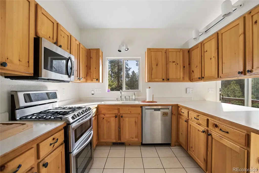 610 Meadowlake Drive Black Hawk CO 80422