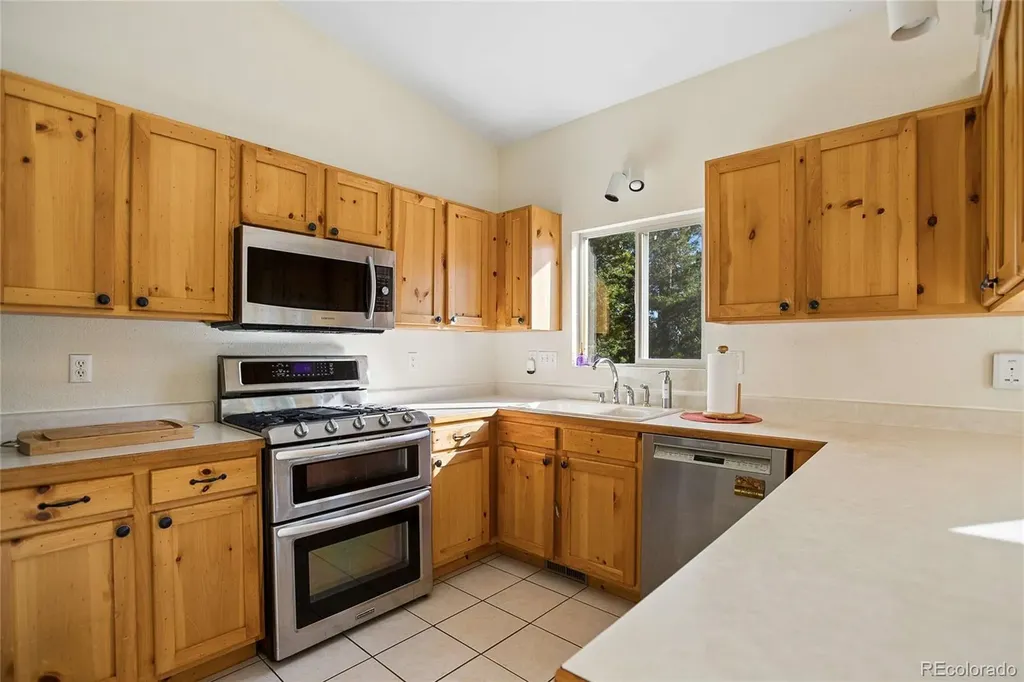 610 Meadowlake Drive Black Hawk CO 80422