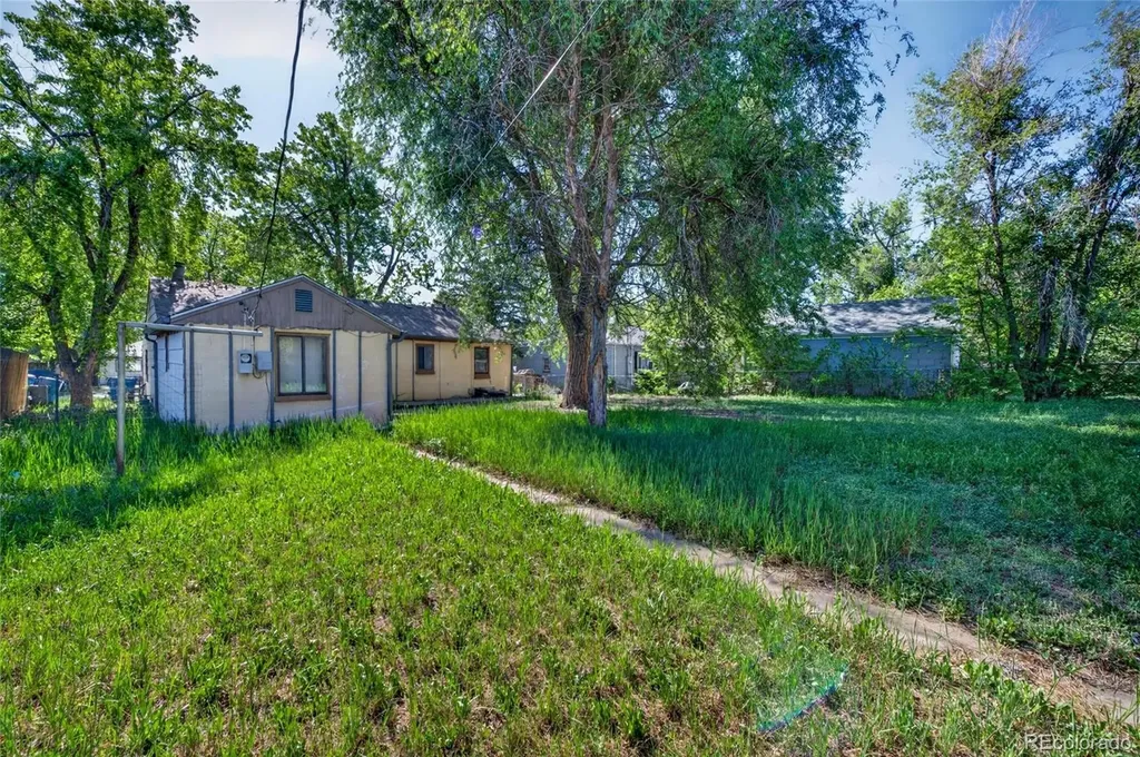 2455 Eaton Street Denver CO 80214