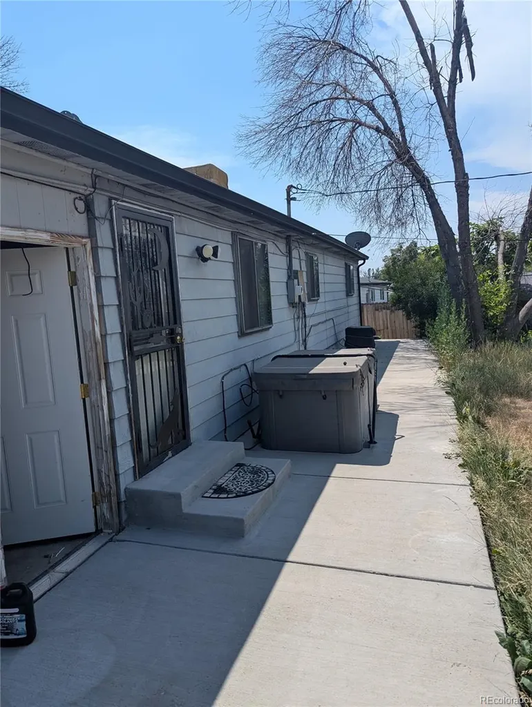 9179 Hunter Street Westminster CO 80031