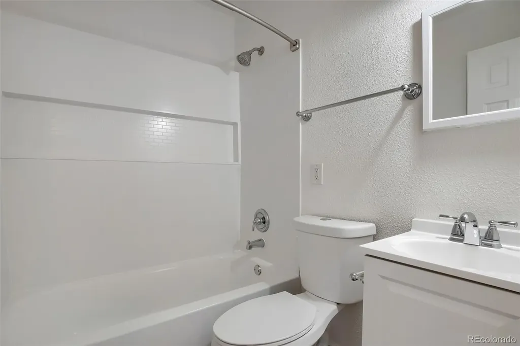 5220 Ingalls Street Arvada CO 80002