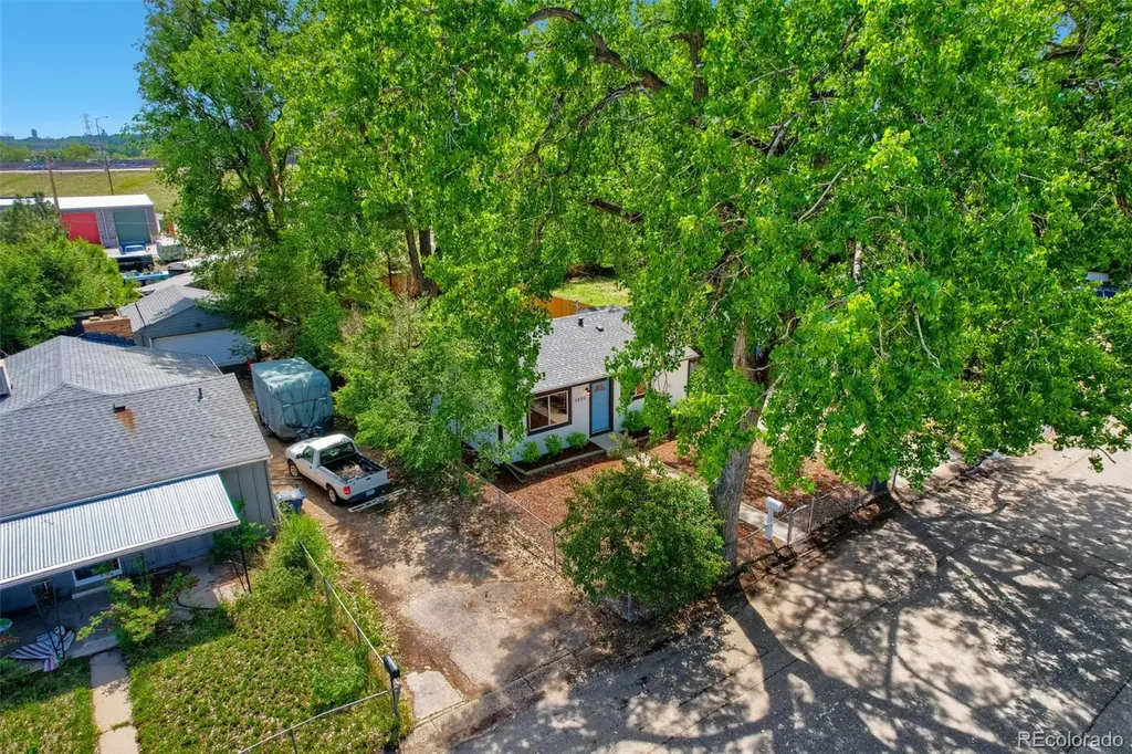 5220 Ingalls Street Arvada CO 80002