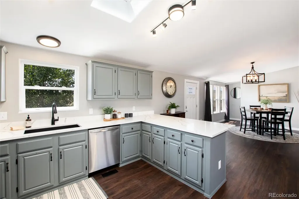 11100 Haskel Creek Road Larkspur CO 80118