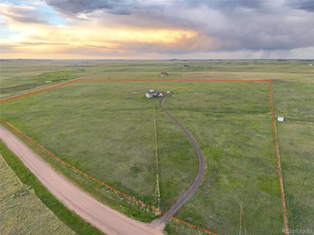 11100 Haskel Creek Road Larkspur CO 80118