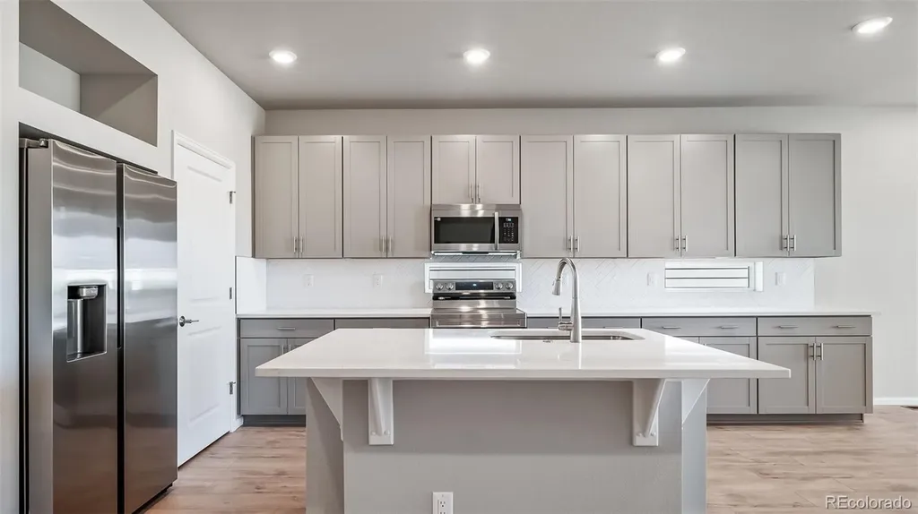 17598 E 103rd Drive Commerce City CO 80022