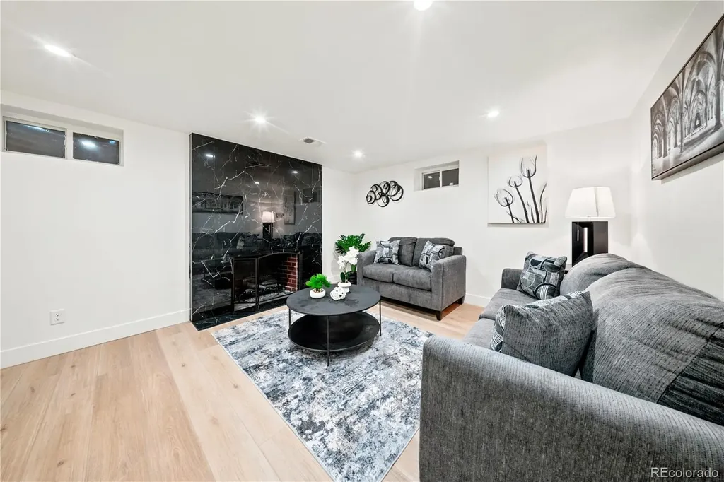 4860 E Harvard Lane Denver CO 80222