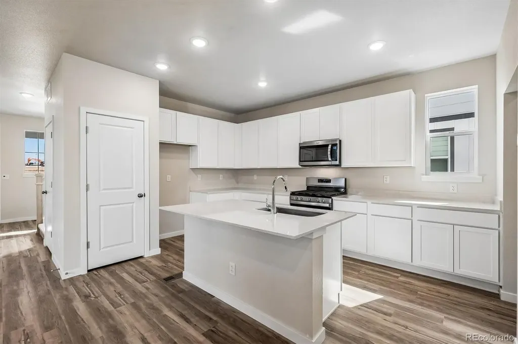 22706 E 47th Place Aurora CO 80019