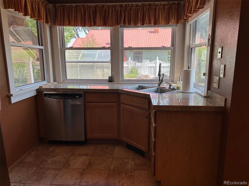 405 1st Avenue Monte Vista CO 81144