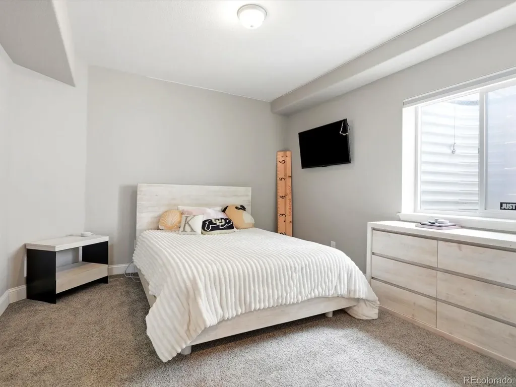 21560 E Union Place Aurora CO 80015