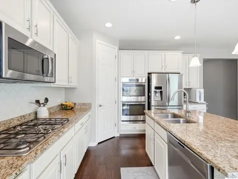 21560 E Union Place Aurora CO 80015