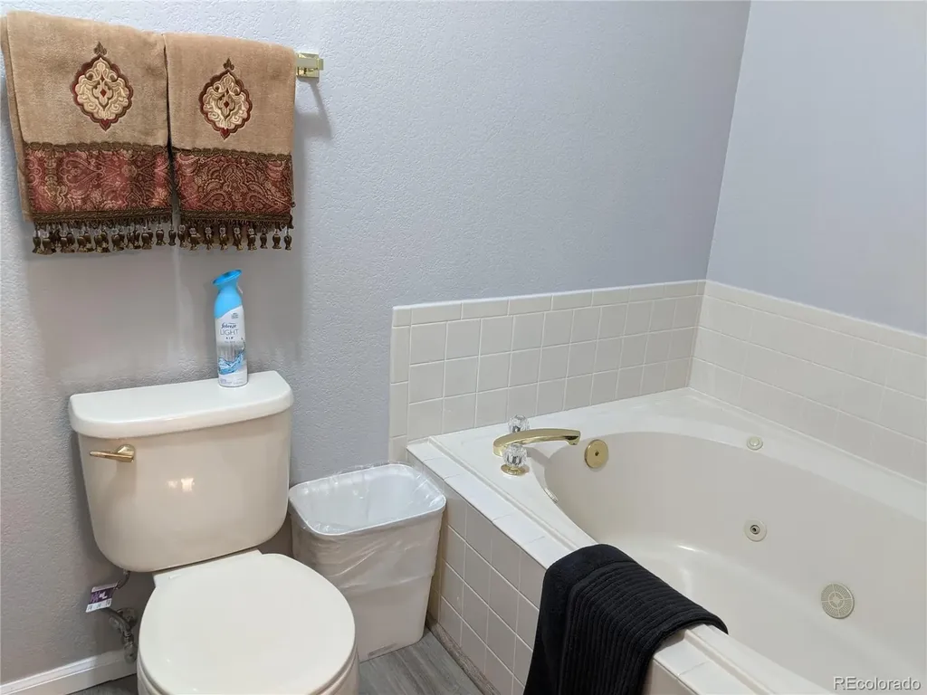 3004 W Long Drive Littleton CO 80120