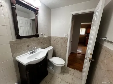 1932 Dallas Street Aurora CO 80010