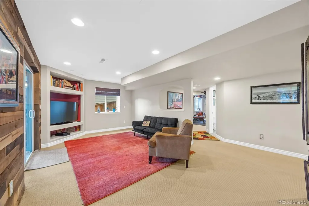 10528 Applebrook Circle Highlands Ranch CO 80130