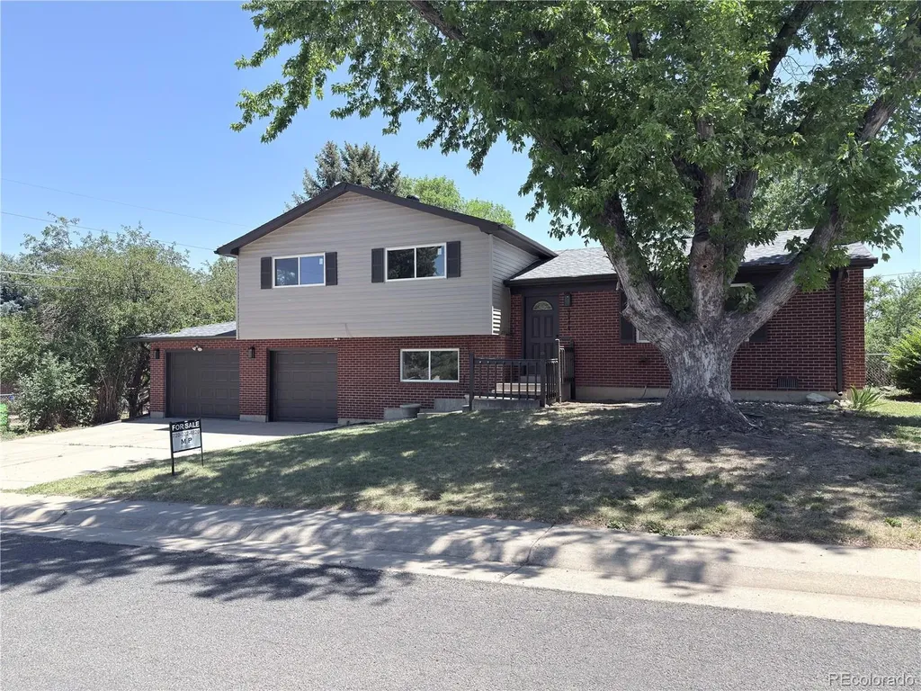 9944 Bruce Lane Denver CO 80260