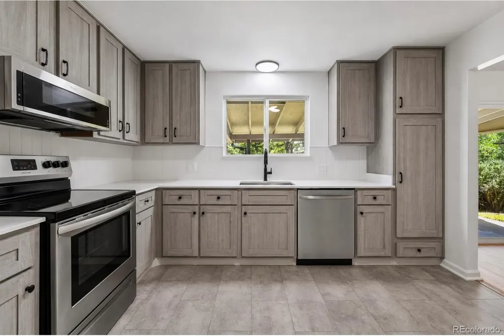 9944 Bruce Lane Denver CO 80260