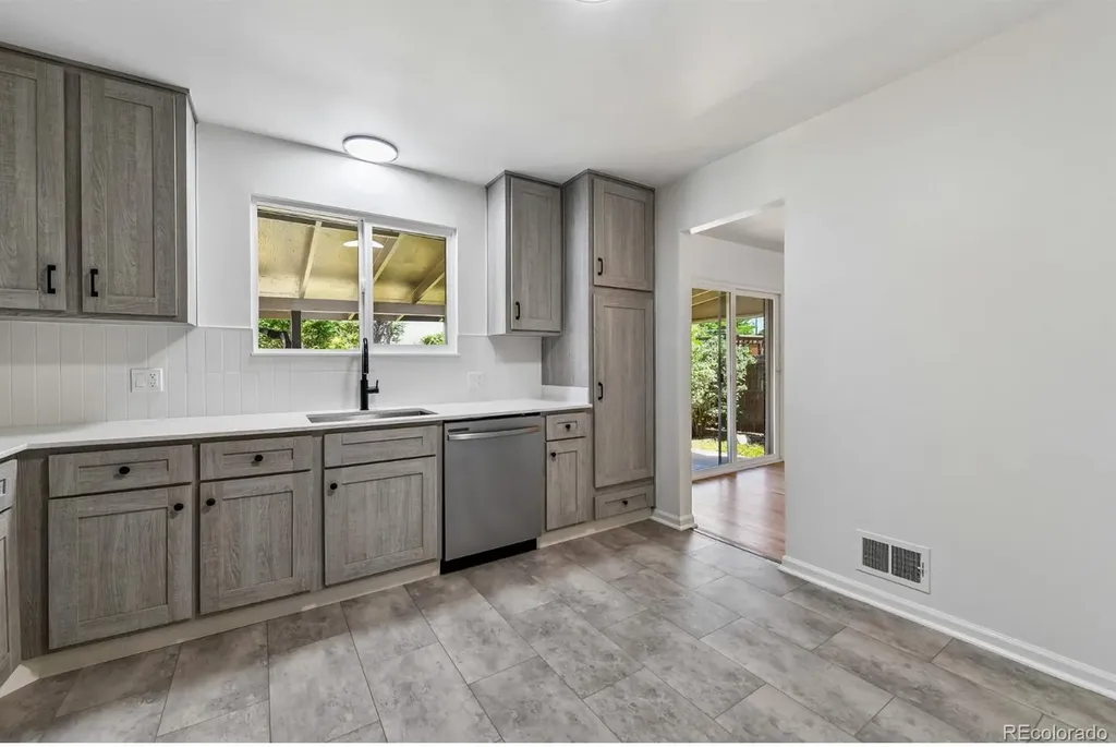 9944 Bruce Lane Denver CO 80260