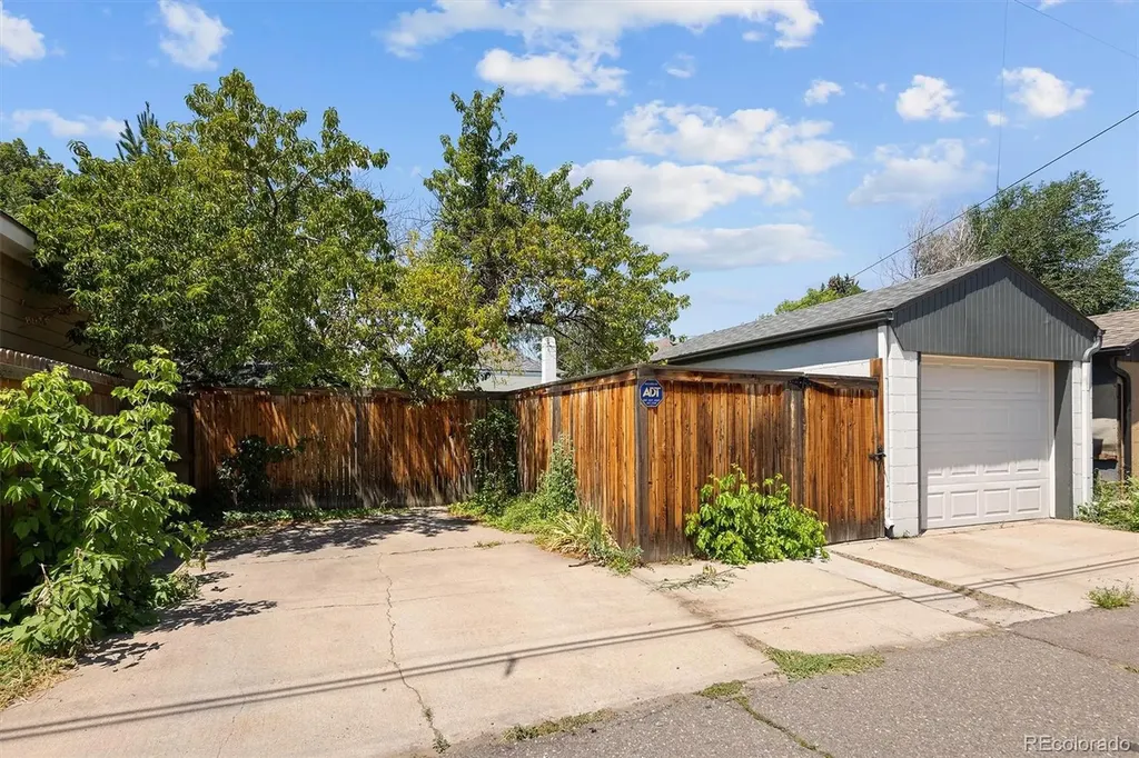 1432 S Clarkson Street Denver CO 80210