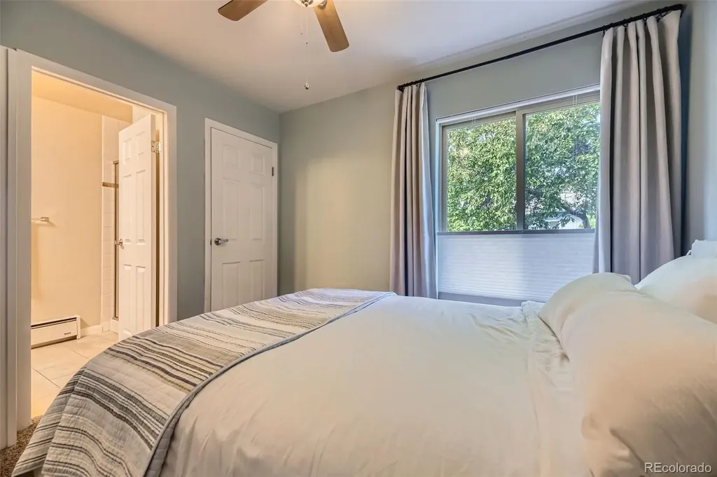 2437 S Victor Street Aurora CO 80014