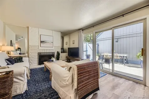 2437 S Victor Street Aurora CO 80014