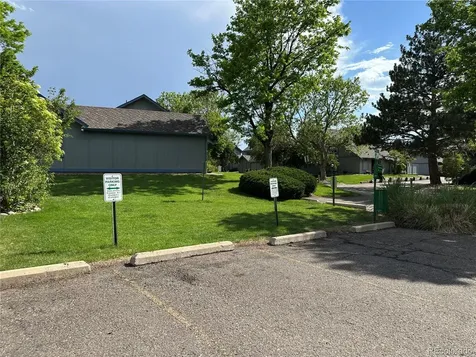 2437 S Victor Street Aurora CO 80014