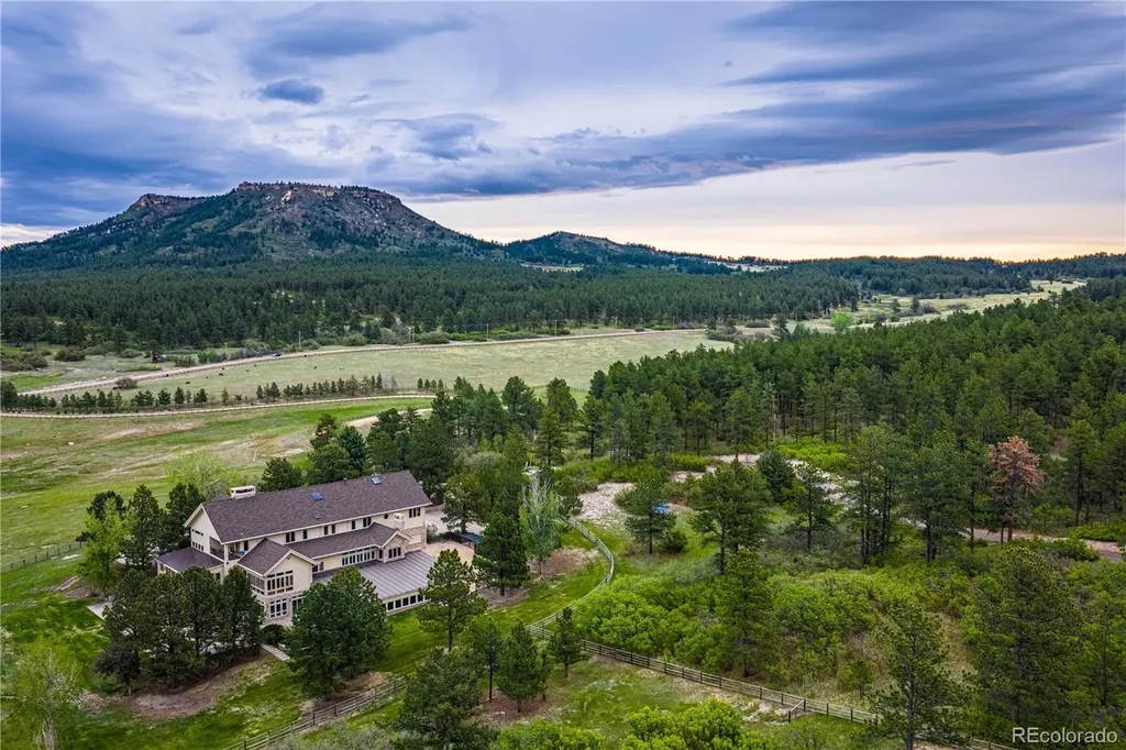 3282 Tomah Road Larkspur CO 80118