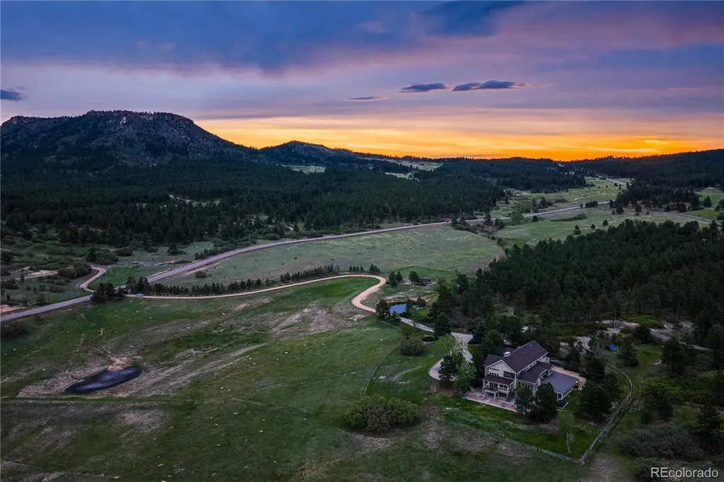3282 Tomah Road Larkspur CO 80118