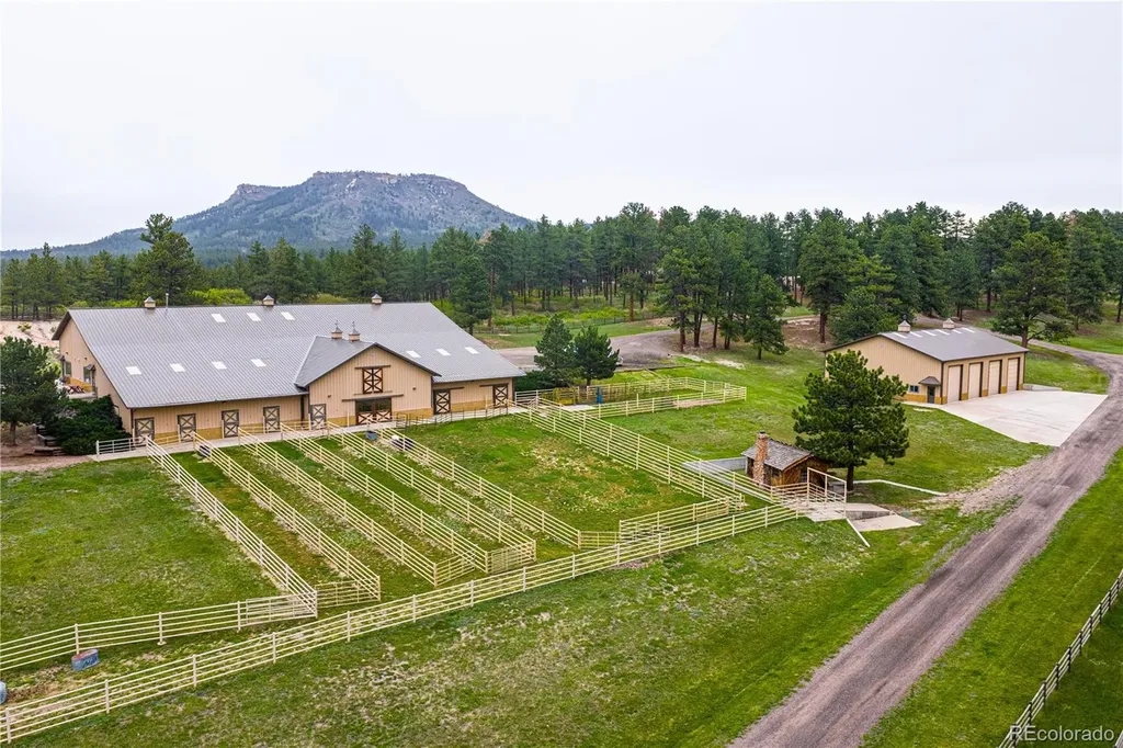 3282 Tomah Road Larkspur CO 80118