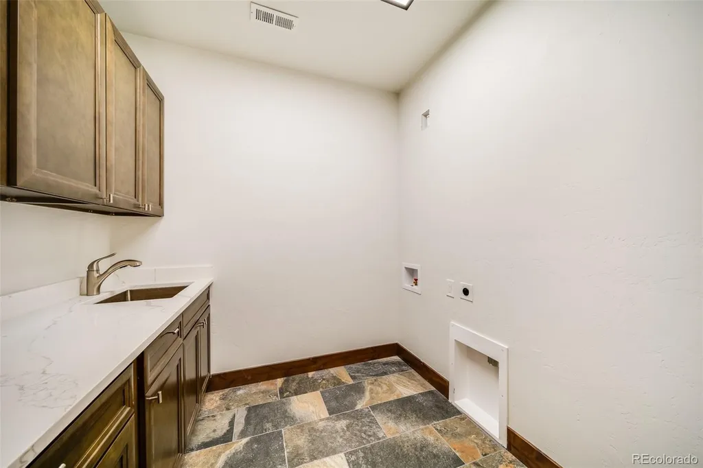 817 Saddle Ridge Circle Granby CO 80446