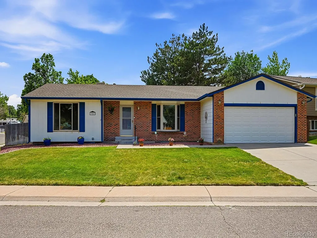 7947 S Flower Court Littleton CO 80128