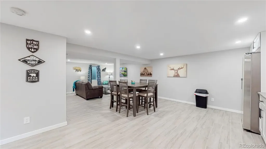3067 S Holly Place Denver CO 80222